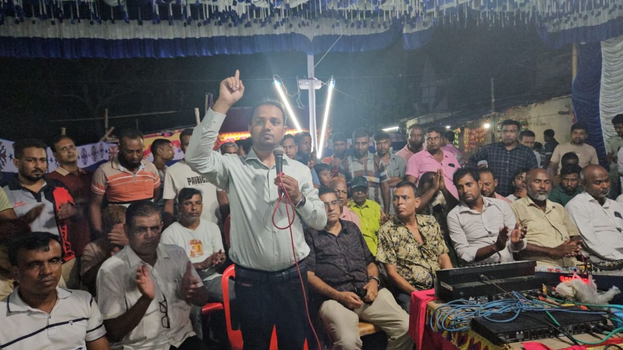 জয়পুরহাট-২ আসনে তারেক রহমান এর পক্ষে অনুদান দিলেন ইঞ্জিনিয়ার আমিনুর ইসলাম সিআইপি