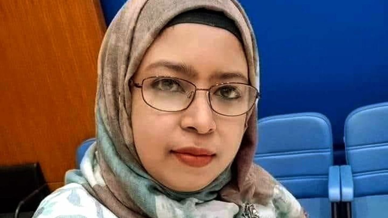 ফেনীর নতুন জেলাপ্রশাসক যোগদানের আগেই বিতর্ক