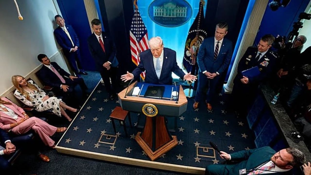 রাত ৮টার ডেডলাইনে পরিবর্তন, ৫৯ সেকেন্ডের ভিডিওর শেষ মুহূর্তে ট্রাম্পের বার্তা