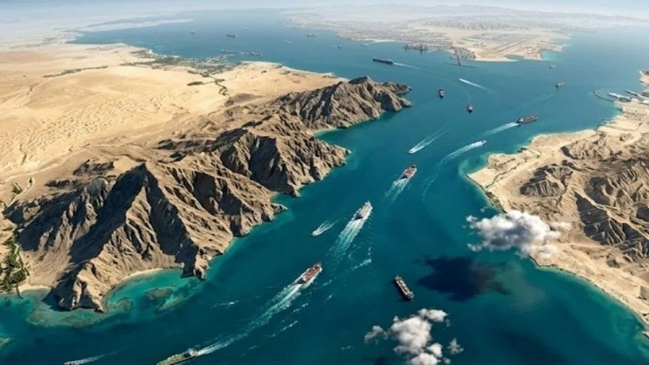 হরমুজের নিয়ন্ত্রণ পেলে মাসে কত আয় করবে ইরান