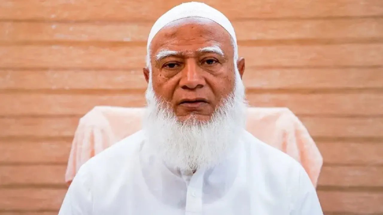 বগুড়া-৬ ও শেরপুর-৩ আসনের নির্বাচন নিয়ে জামায়াত আমিরের স্ট্যাটাস