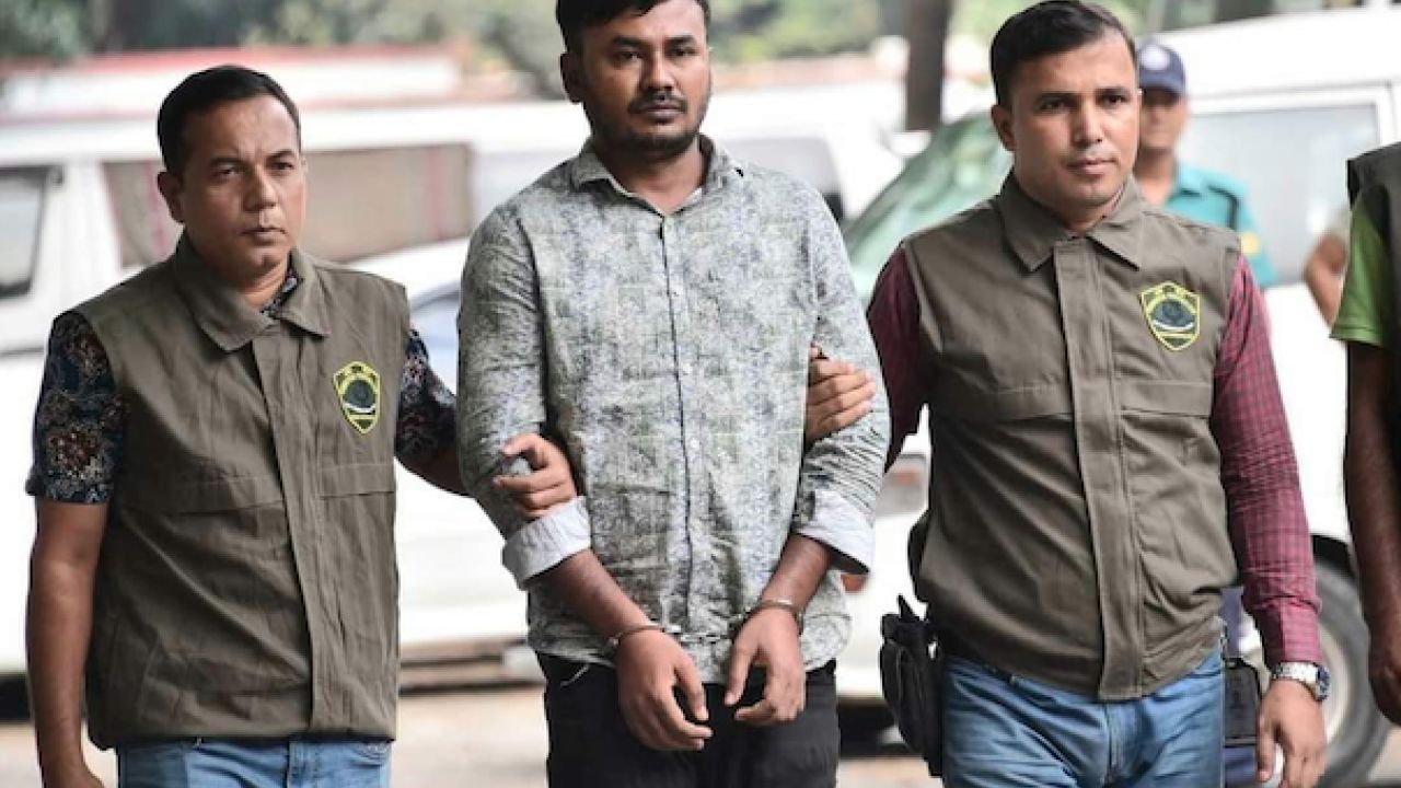 হাত-পা-চোখ বেঁধে একে একে ৮টি নখ তুলে ফেলেও দমানো যায়নি আমানুল্লাহ আমান কে 