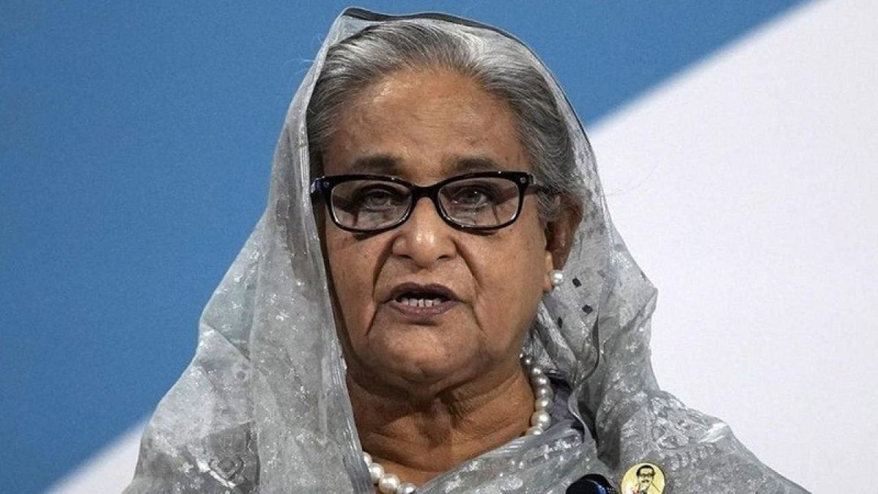 দেশে ফিরে বিচারের মুখোমুখি হতে চান শেখ হাসিনা