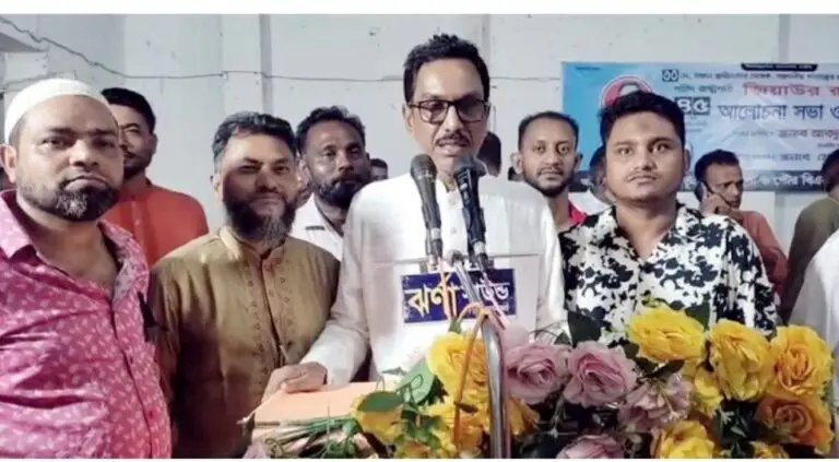 এবার মন্ত্রীকে প্রিয় নবী বললেন যে প্রশাসক, দেখে নিন
