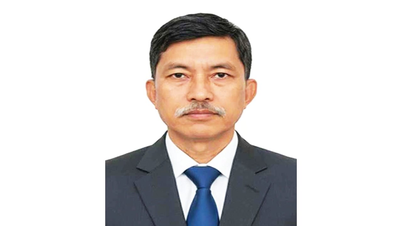 মন্ত্রীর পদত্যাগে অস্বস্তিতে সরকার