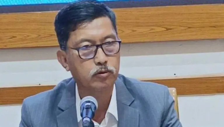 স্রেফ জেলা পরিষদ চেয়ারম্যান পদে সুপারিশের দ্বন্দ্বে মন্ত্রিত্ব কেড়ে নেয়া হয়েছে