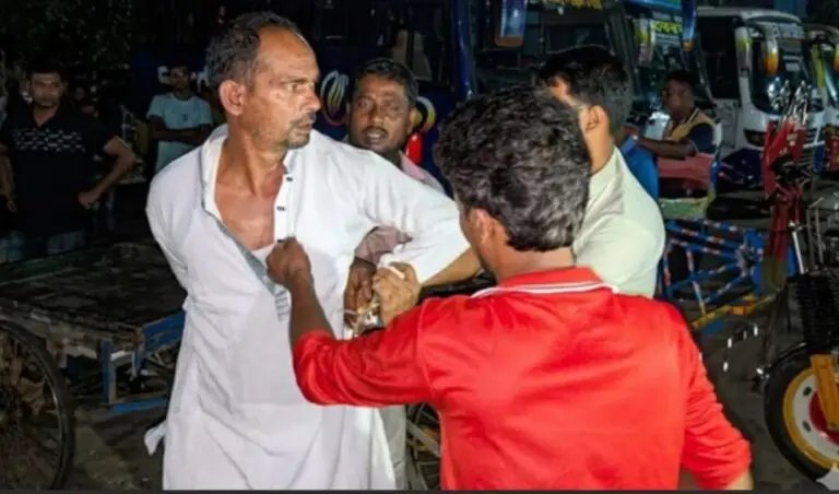 বিএনপি নেতাকে গণপিটুনি 