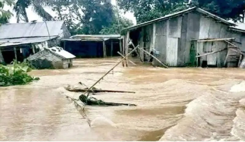 চার জেলায় বন্যার আভাস