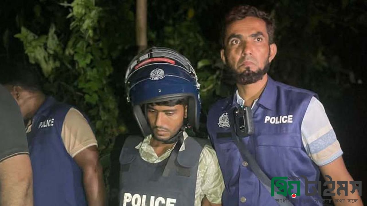 কলাবাগানে নিয়ে মাকে হত্যা করে ছেলে, ঘাতক গ্রেপ্তার