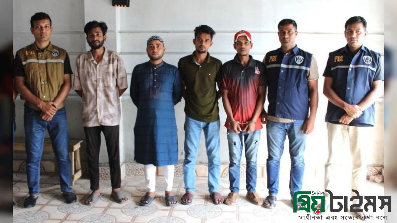 মাকে শ্লীলতাহানির অভিযোগে ভাড়াটিয়াকে হত্যা, গ্রেপ্তার ৪ ভাই
