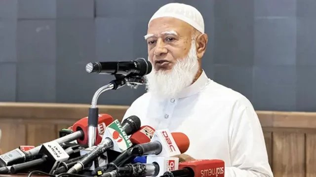 সংবিধান অনুযায়ী কোনো সরকার নেই, বিরোধীদলও নেই