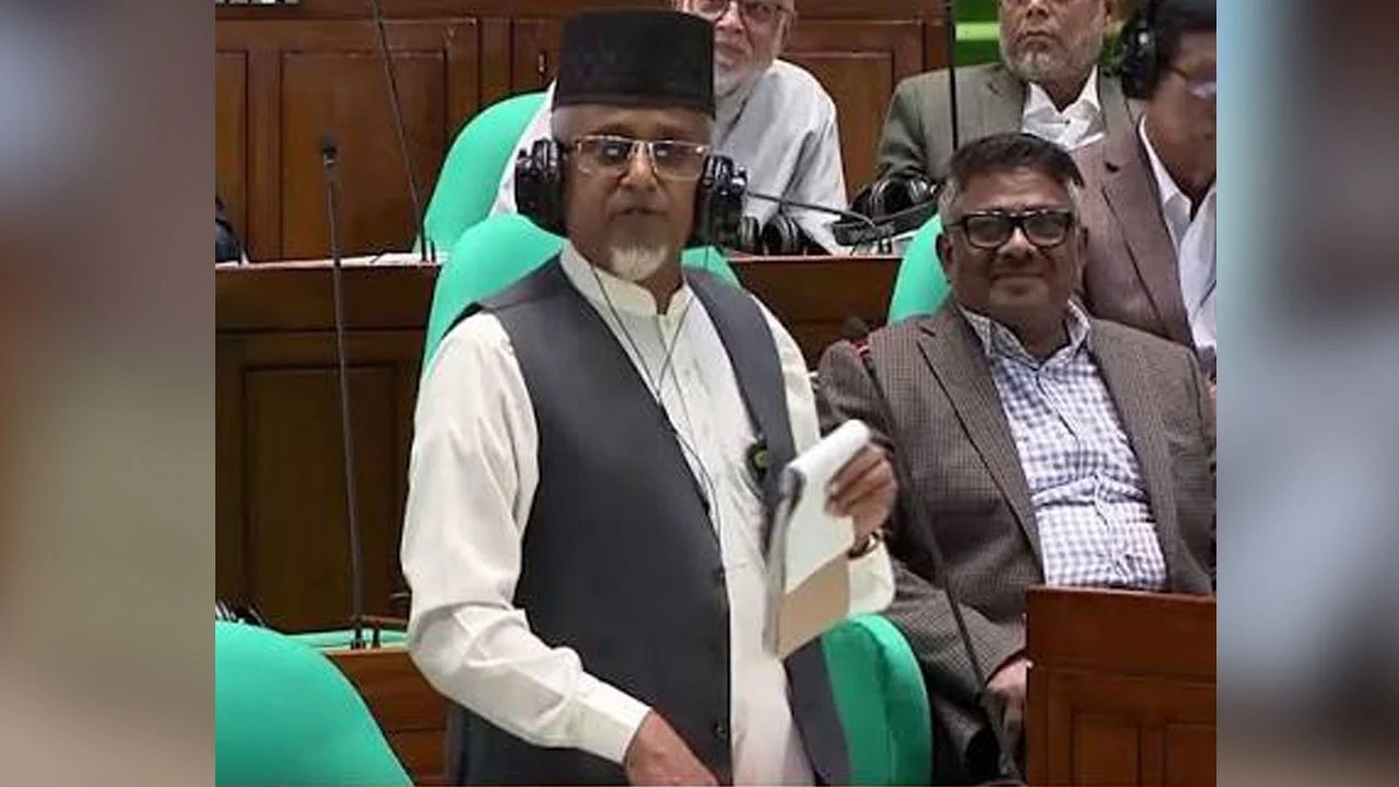 জামায়াতের সিদ্ধান্তে কী সংসদ সদস্য পদ হারাতে পারেন গাজী নজরুল ইসলাম?