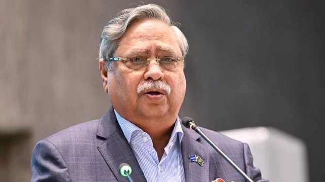 ওরা আমাকে চলে যেতে বলেছে, বেরিয়ে এলো চাঞ্চল্য তথ্য