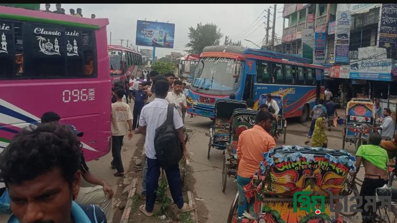 অনির্দিষ্টকালের জন্য বরিশাল থেকে সব ধরনের যান চলাচল বন্ধ, বিপাকে যাত্রীরা